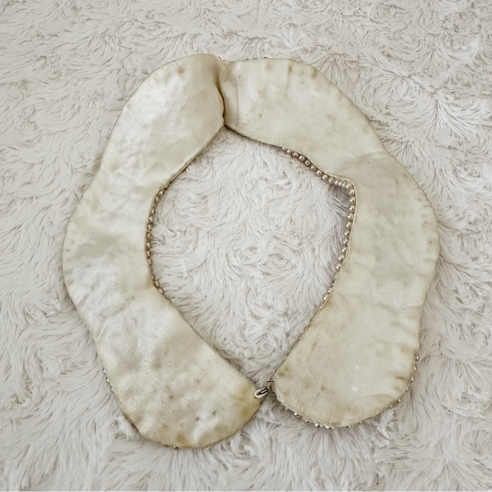 Vintage Faux Pearl Collar Necklace - Picture 3 of 3
